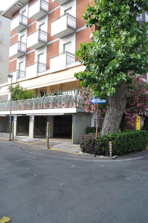 Hotel Nancy Rimini Extérieur photo